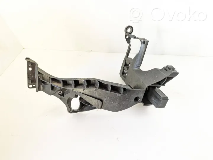 Audi A5 8T 8F Support phare frontale 8T0805608