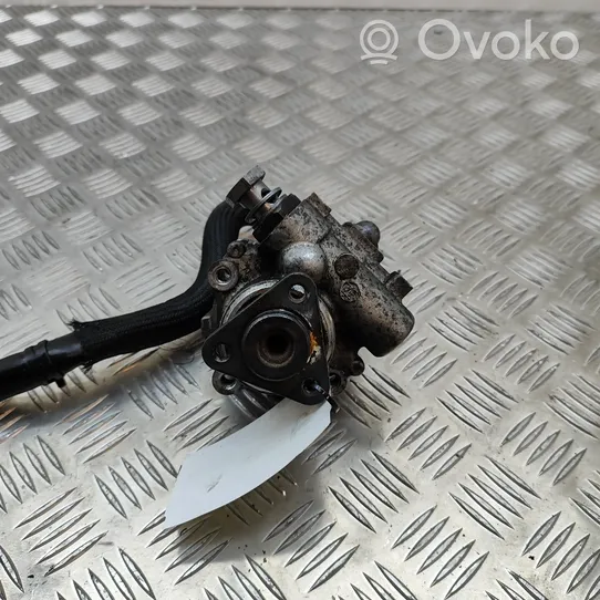 Jaguar XJ X351 Power steering pump 8W833A674AB