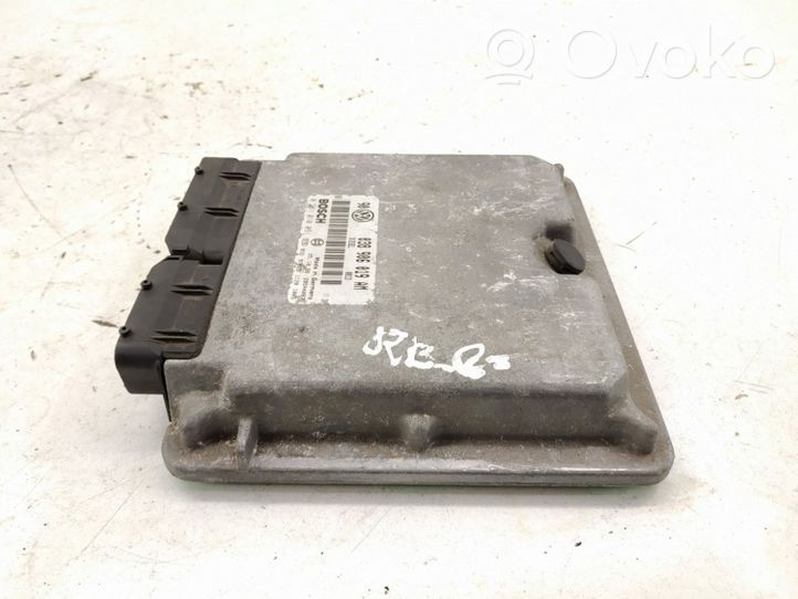 Volkswagen Bora Calculateur moteur ECU 