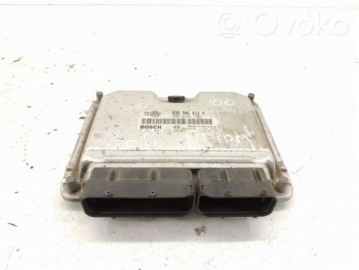 Volkswagen Golf IV Calculateur moteur ECU 