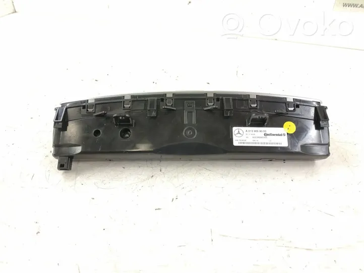 Mercedes-Benz E W213 Climate control unit 