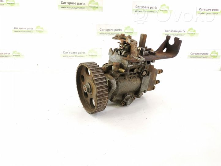 Volkswagen Golf II Fuel injection high pressure pump 