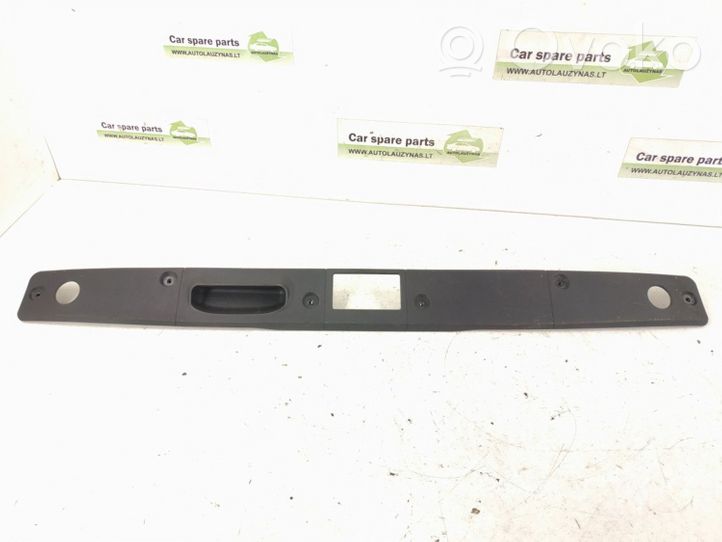 Mercedes-Benz E W211 Rivestimento serratura portellone posteriore/bagagliaio 