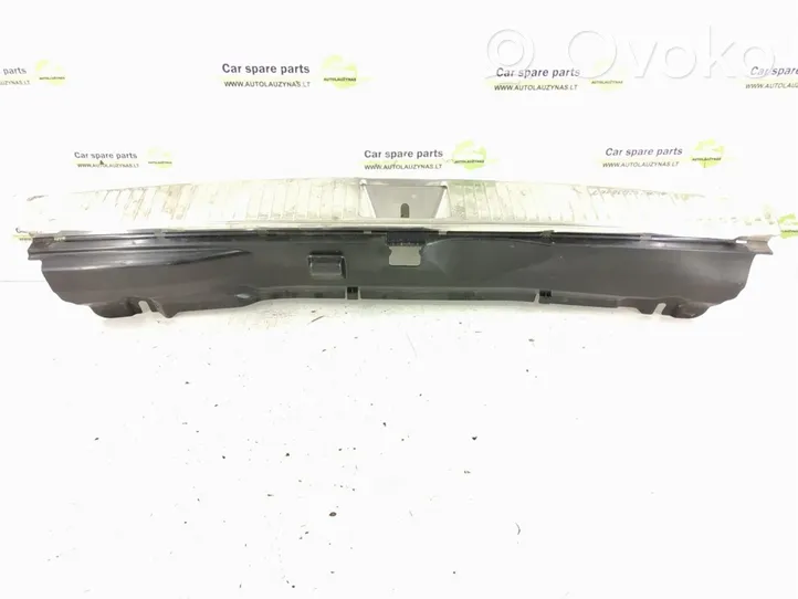 Mercedes-Benz C W204 Tailgate/boot lid lock trim 