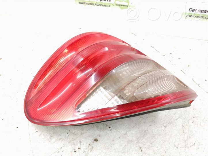 Mercedes-Benz E W210 Lampa tylna 