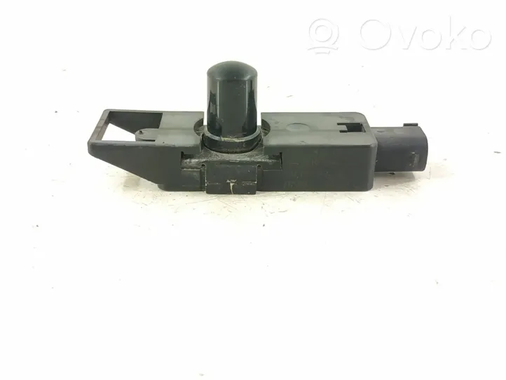 Mercedes-Benz E W211 Cita veida sensors 2118700110