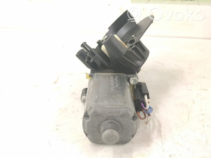 Mercedes-Benz E W211 Seat adjustment motor 