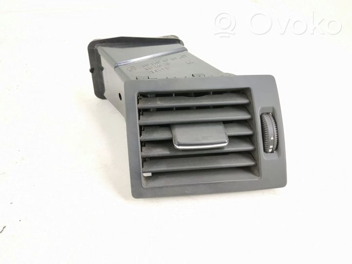 Mercedes-Benz B W245 Copertura griglia di ventilazione laterale cruscotto 