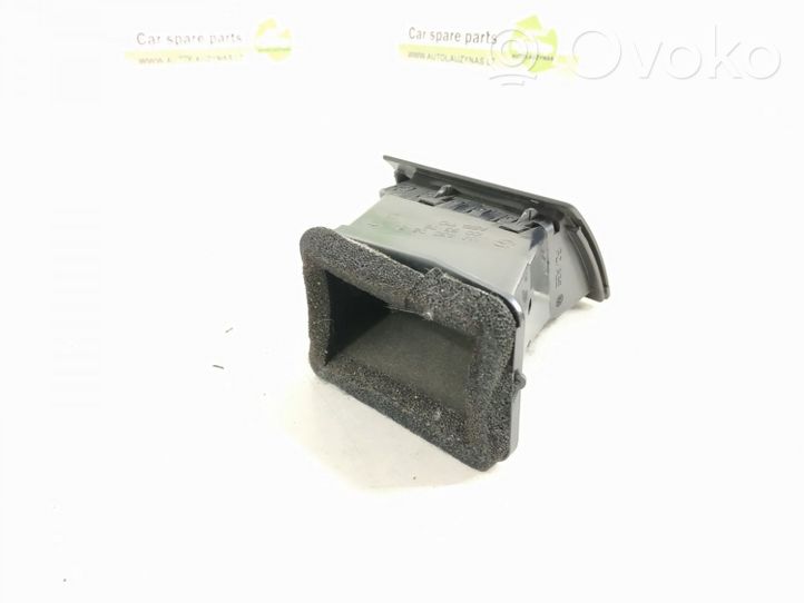 Mercedes-Benz B W245 Copertura griglia di ventilazione laterale cruscotto 