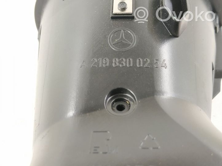 Mercedes-Benz CLS C219 Copertura griglia di ventilazione laterale cruscotto 