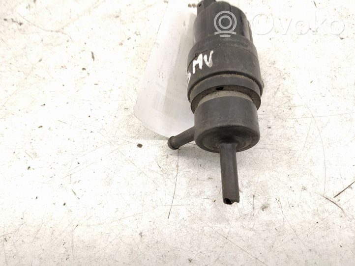 BMW 8 E31 Windshield washer spray nozzle 