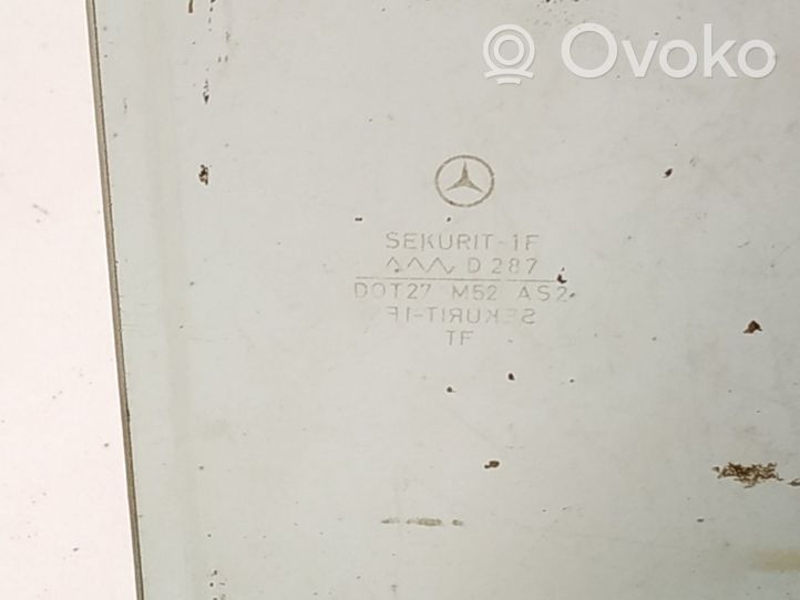 Mercedes-Benz S W116 Pagrindinis galinių durų stiklas 1167300618