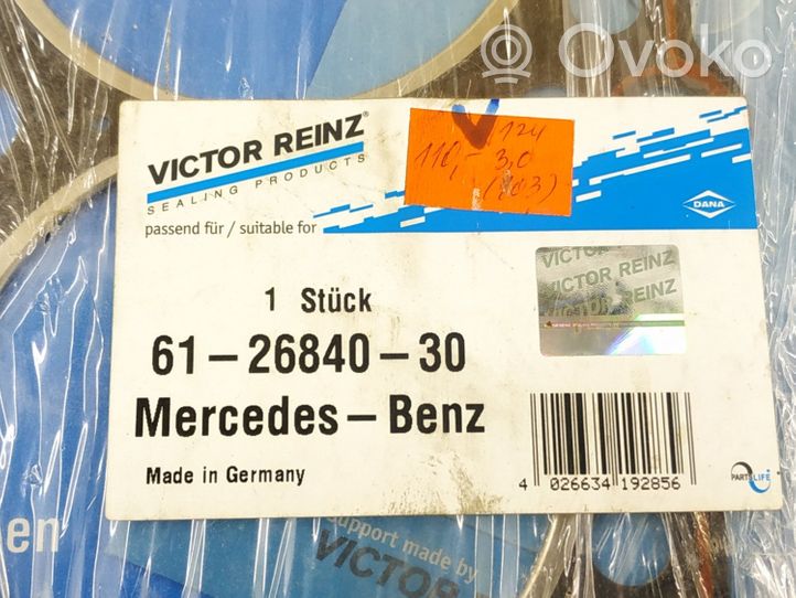 Mercedes-Benz E W124 Inna część głowicy cylindra 61-26840-30