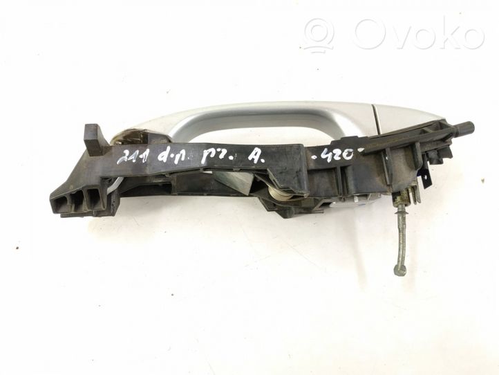 Mercedes-Benz C W203 Maniglia esterna per portiera anteriore 2037600234