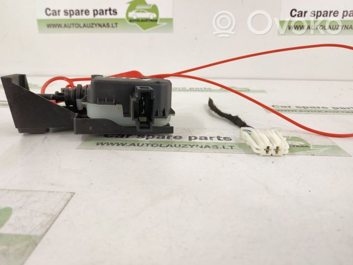 Mercedes-Benz E W212 Polttoainesäiliön korkin lukko DALISID1368