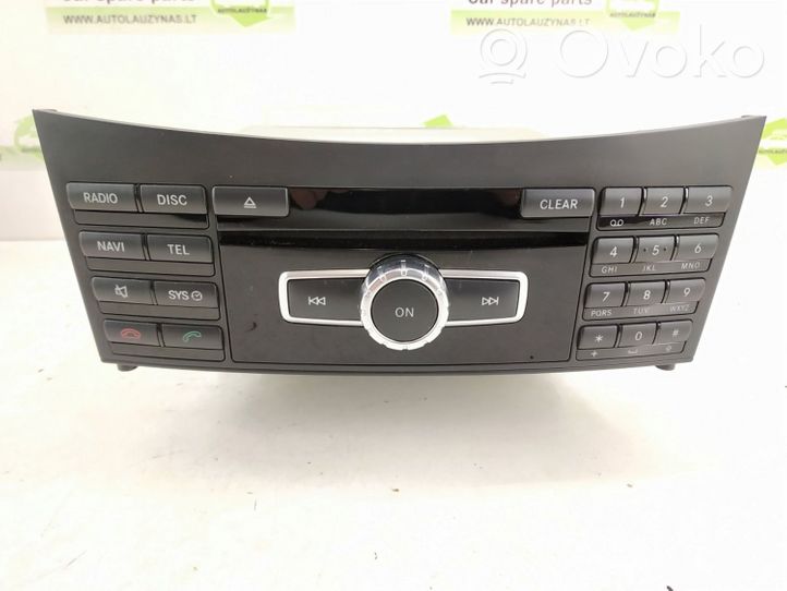 Mercedes-Benz CLS C218 X218 Unité principale radio / CD / DVD / GPS DALISID1251