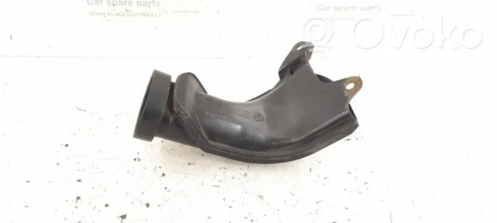 Mercedes-Benz W470 Air intake duct part 