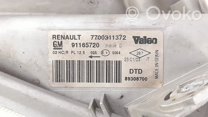 Renault Trafic II (X83) Lampa przednia 