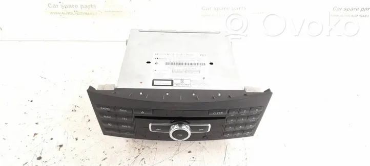 Mercedes-Benz E W212 Radio/CD/DVD/GPS-pääyksikkö 