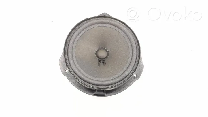 Mercedes-Benz CLS C218 X218 Front door speaker 