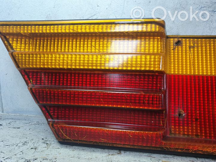 Mercedes-Benz E W124 Reflektor Rückstrahler 