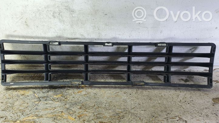 Volvo V50 Front bumper lower grill 30657006