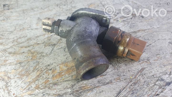 Audi A6 S6 C4 4A Termostat / Obudowa termostatu 034121133