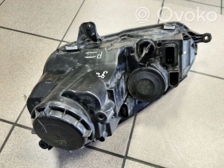 Volkswagen Golf V Phare frontale 1K6941006P