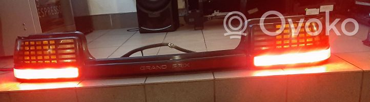 Pontiac Grand Prix Set di luci posteriori 16510796