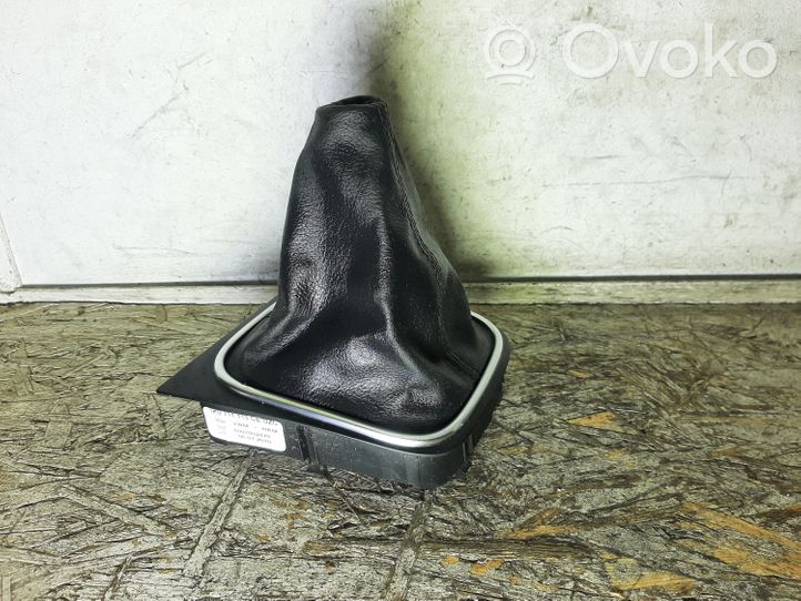 Volkswagen Golf VI Rivestimento in pelle/manopola della leva del cambio 1K0711113CE