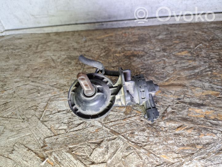 Opel Corsa D Vacuum valve 1928498092
