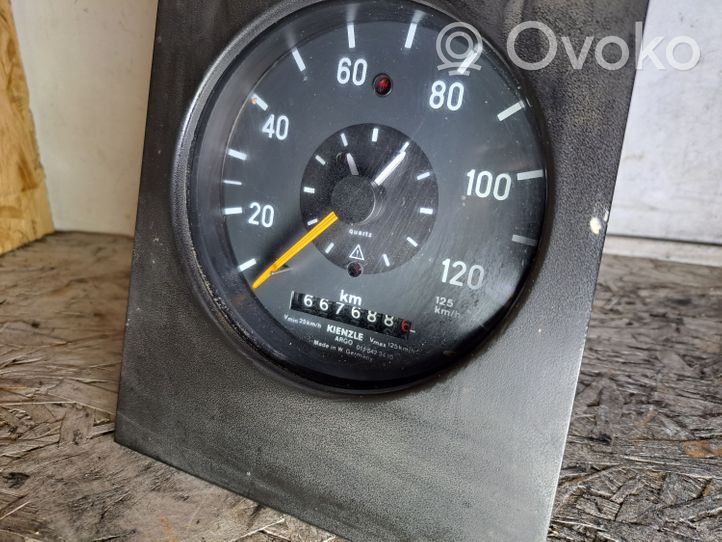 Mercedes-Benz Actros Compteur de vitesse tableau de bord 3016893011