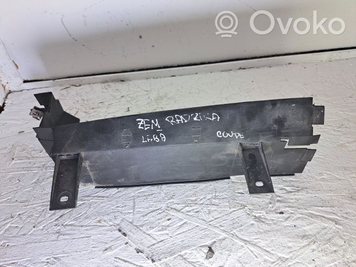 Audi 80 90 S2 B4 Convogliatore ventilatore raffreddamento del radiatore 8G0121286