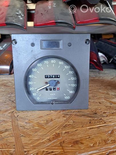 Mercedes-Benz 406 608 Tachometer 