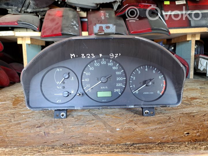 Mazda 323 F Compteur de vitesse tableau de bord 7MBH1CB