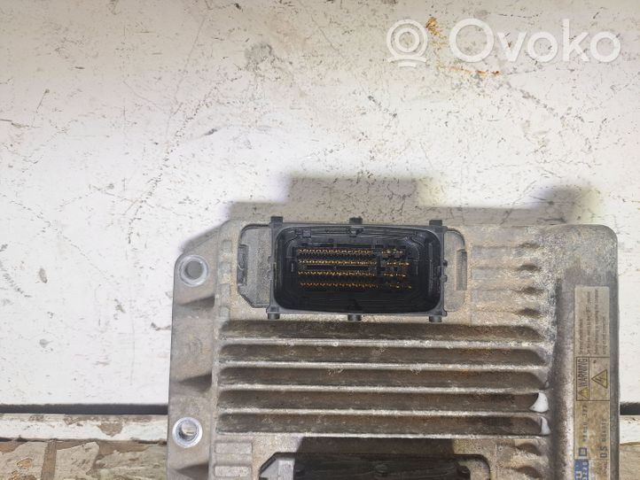 Opel Meriva A Sterownik / Moduł ECU 8980003220