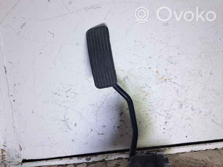 Opel Corsa C Pedał gazu / przyspieszenia 9129857