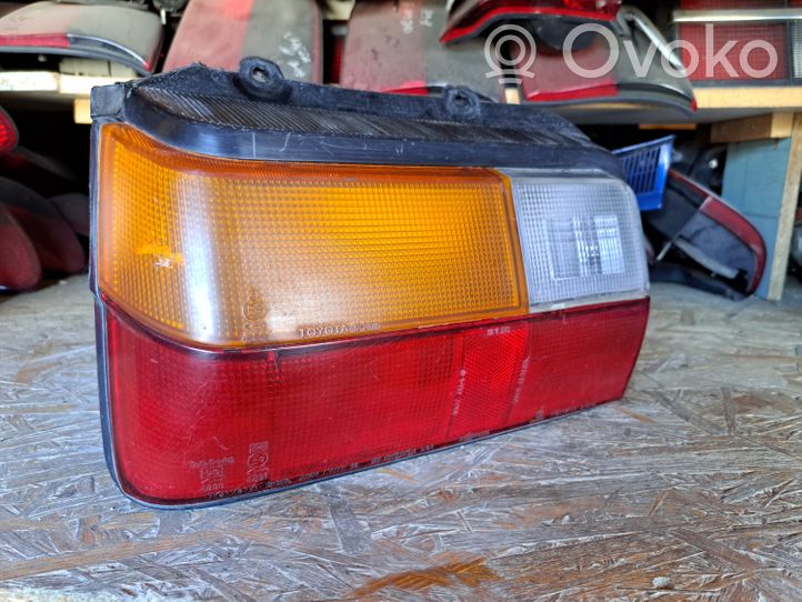 Toyota Corolla E80 Lampa tylna 12207