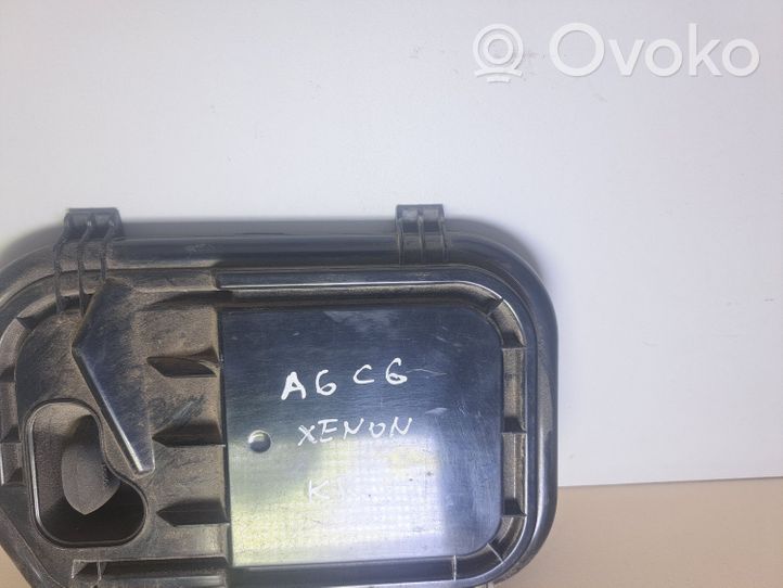 Audi A6 S6 C6 4F Osłona żarówki lampy przedniej 20A68602