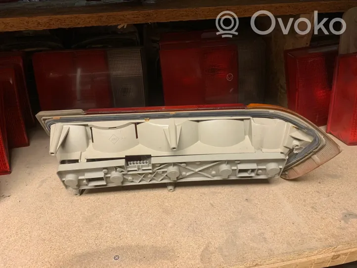 Opel Rekord E2 Задний фонарь в кузове 395546