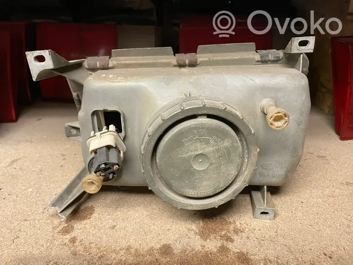 Volvo 340 -  360 Lampa przednia 12505300