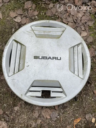 Subaru Leone 1800 R13-pölykapseli 