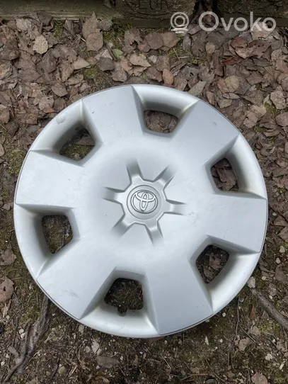 Toyota Yaris R 15 riteņa dekoratīvais disks (-i) 2527