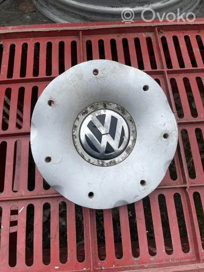 Volkswagen Touareg I Alkuperäinen pölykapseli 7L6601149G