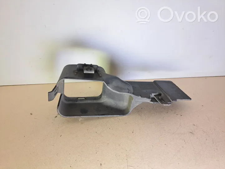 Volvo V60 Wlot / Kanał powietrza intercoolera 30796474