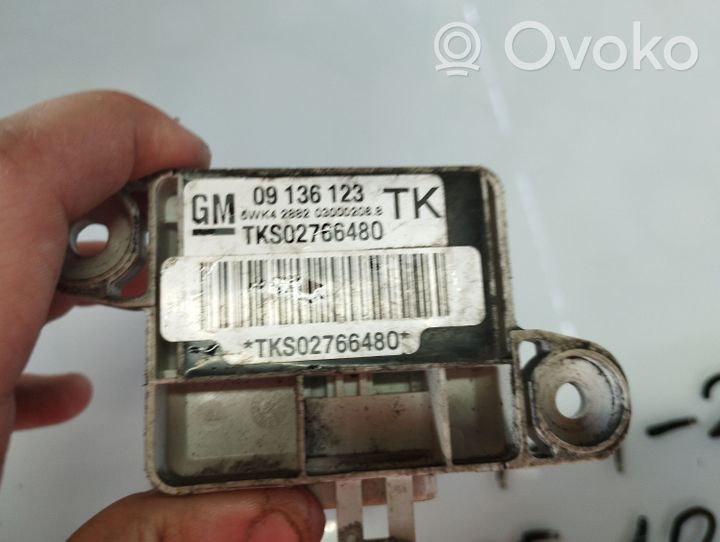 Opel Vectra B Sensore d’urto/d'impatto apertura airbag 09136123