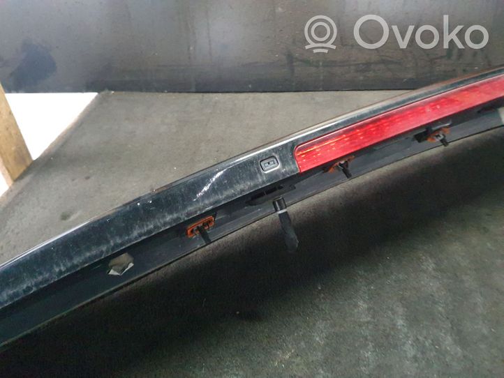 Mercedes-Benz E W211 Spoiler del portellone posteriore/bagagliaio 2117900188