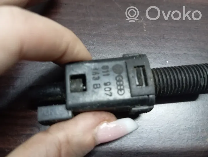 Audi A8 S8 D2 4D Brake pedal sensor switch 811907