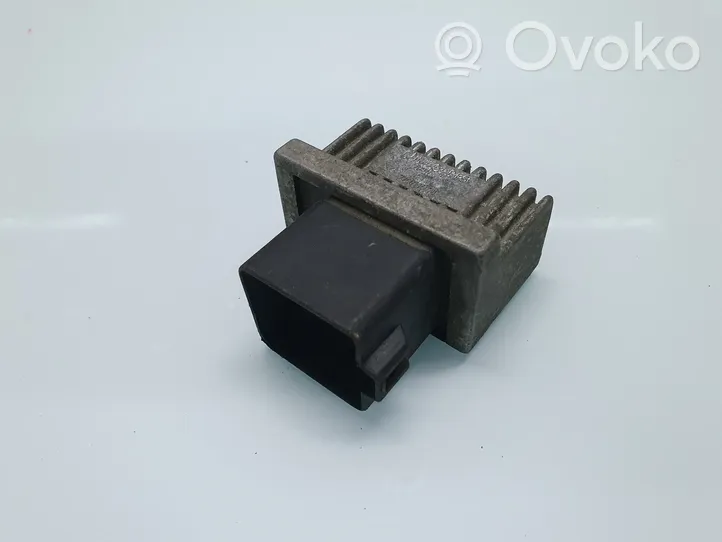 Renault Megane II Przekaźnik / Modul układu ogrzewania wstępnego 7700115078