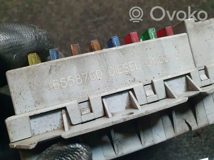 Alfa Romeo 147 Fuse box set 46558760